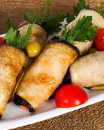 Баклажанные рулетики с сыром и помидорами