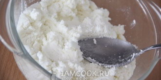 Рецепт блинный рулет с творогом и клубникой