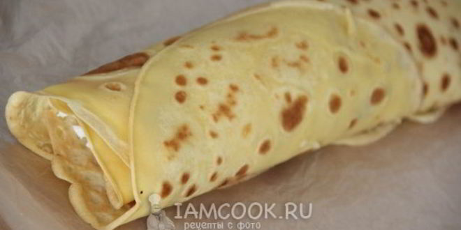 Рецепт блинный рулет с творогом и клубникой