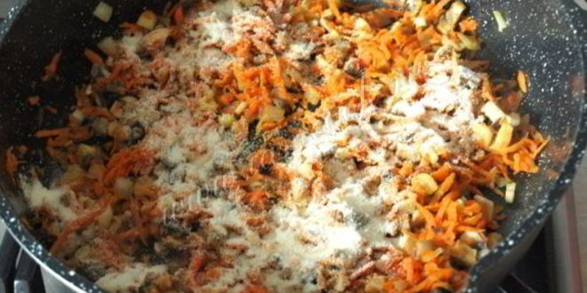 Рецепт картофельный рулет с грибами