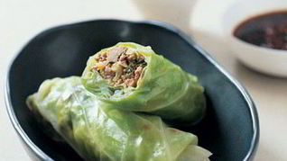 Рецепт Китайские рулетики из савойской капусты с пряной свининой