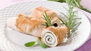 Рецепт Куриный рулет с брынзой и зеленью