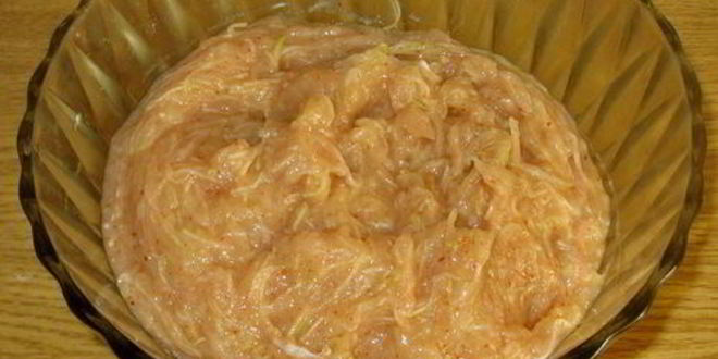 Рецепт куриный рулет с копчеными колбасками