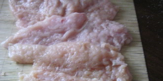 Рецепт куриный рулет с цуккини, морковью и сыром