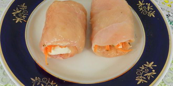 Рецепт куриные рулетики с брынзой и морковью на пару