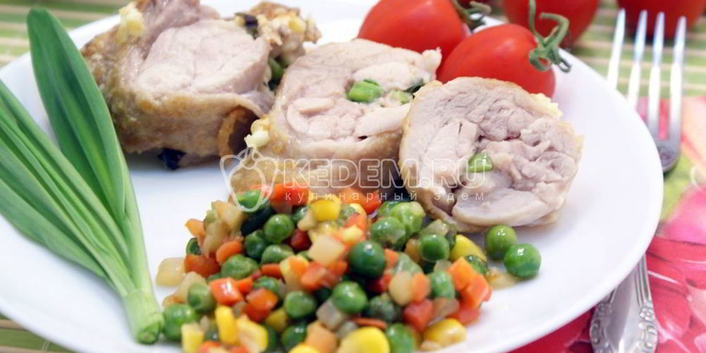 Как приготовить куриные рулетики с черемшой и сыром