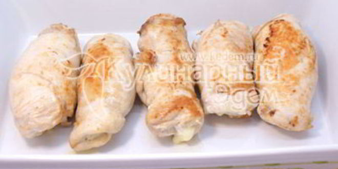 Рецепт куриные рулетики с грибами и сыром