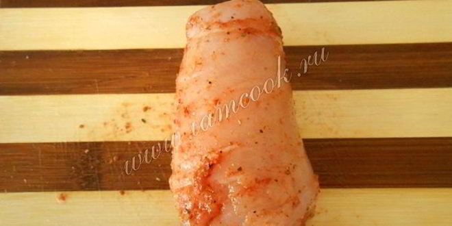 Рецепт куриные рулетики в беконе по-милански