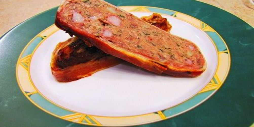 Как приготовить мясной рулет — богатейший вкусовой букет