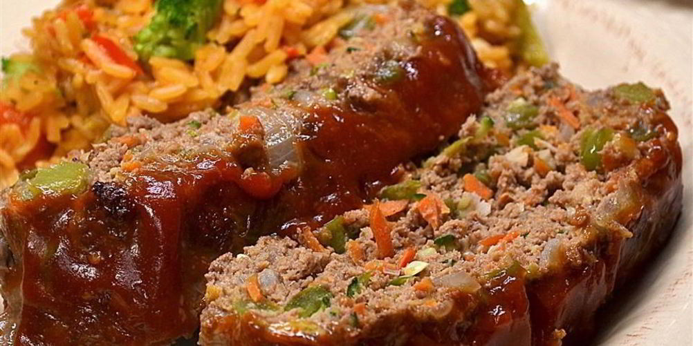 Как приготовить мясной рулет из фарша с овощами