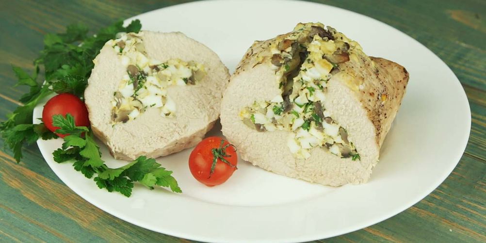 Как приготовить мясной рулет с грибами