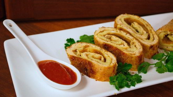 Рецепт Мясной рулет с омлетом