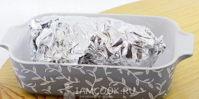 Рецепт мясной рулет с вяленой клюквой