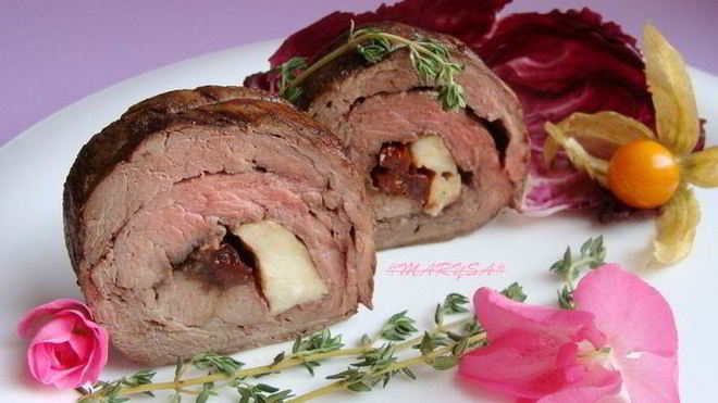 Рецепт Пикантный рулет из вырезки