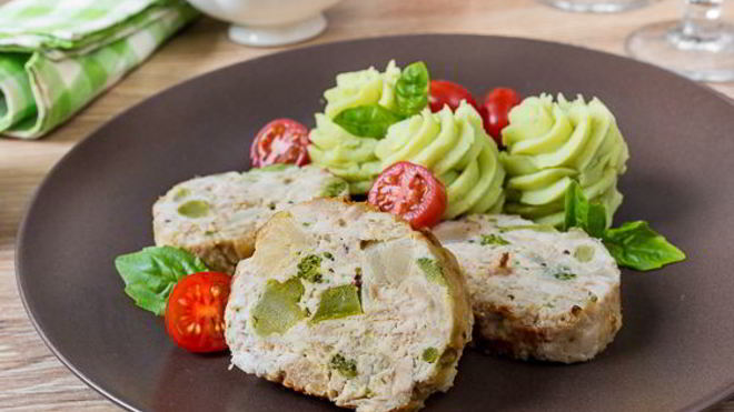 Рецепт Рубленый рулет из курицы с брокколи