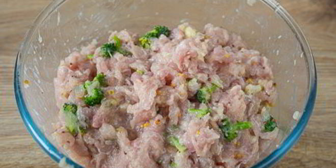 Рецепт рубленый рулет из курицы с брокколи
