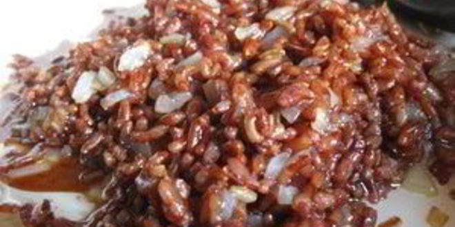 Рецепт рулет из индейки в виноградных листьях, фаршированный рисом и баклажанами