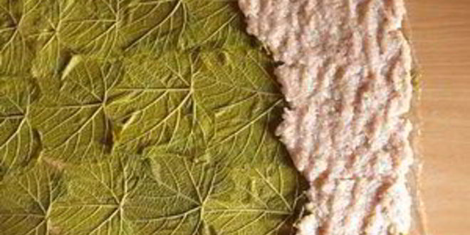 Рецепт рулет из индейки в виноградных листьях, фаршированный рисом и баклажанами