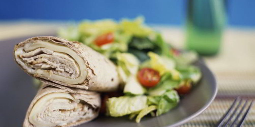Как приготовить рулет из лаваша с рыбой