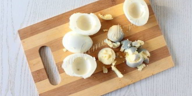 Рецепт рулет из лаваша со шпротами