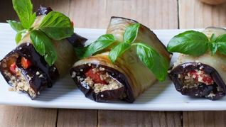Рецепт Рулетики из баклажанов с грецкими орехами