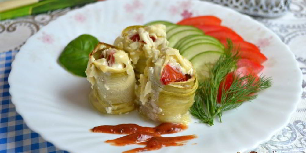 Как приготовить рулетики из кабачков с утиной грудкой в духовке