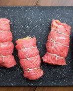 Рулетики из свинины с начинкой