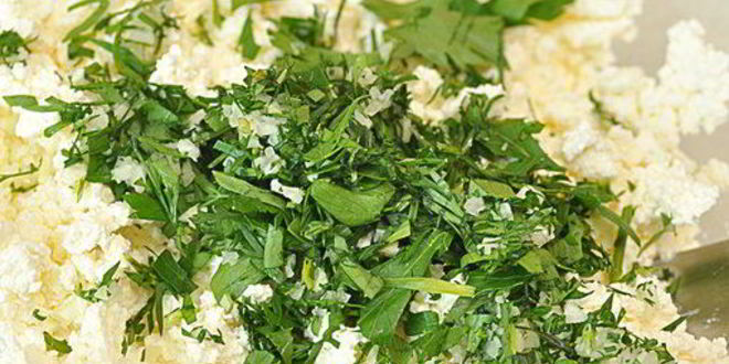 Рецепт рулетики из цуккини с творогом