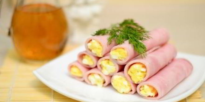 Рецепт рулетики из ветчины и сыра