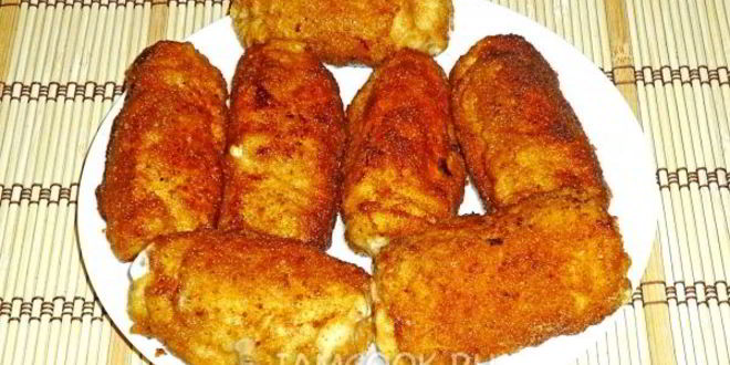 Рецепт рулетики куриные с крабовыми палочками и сыром