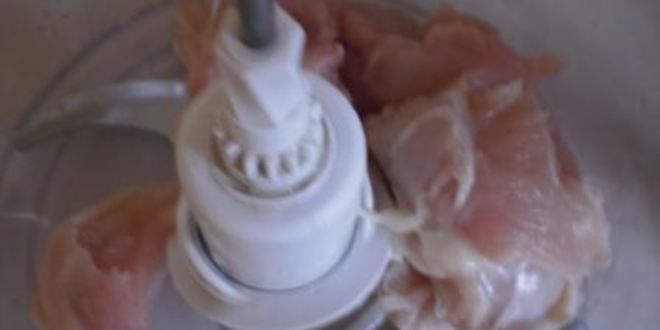 Рецепт рулетики в куриной шкурке