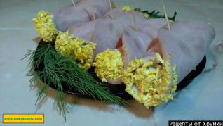 Рецепт Рулетики ветчинные с сыром и чесноком