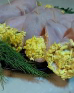 Рулетики ветчинные с сыром и чесноком