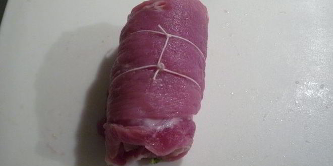 Рецепт рулеты из свинины с горчицей и петрушкой