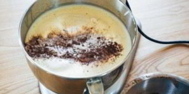 Рецепт шоколадного рулета со взбитыми сливками