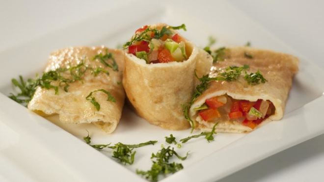 Рецепт Яичный рулет с овощами