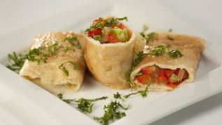 Рецепт Яичный рулет с овощами