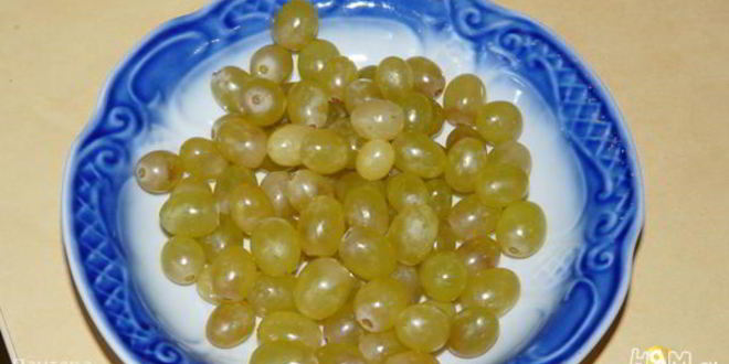 Рецепт сырные шарики с виноградом