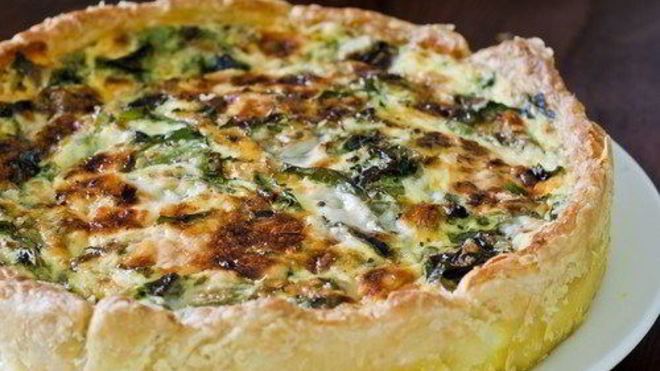 Рецепт Тарт с черемшой, беконом и рикоттой