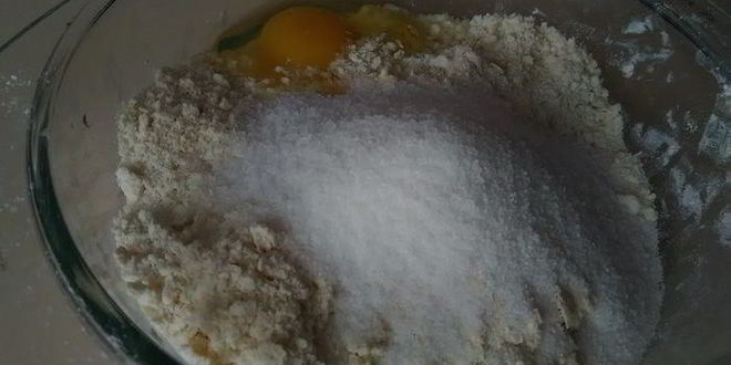 Рецепт тарт с черникой и нежным кремом в мультиварке