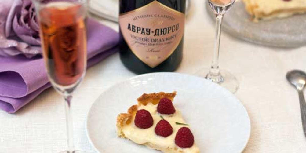 Рецепт тарт с шоколадной начинкой и белковым кремом