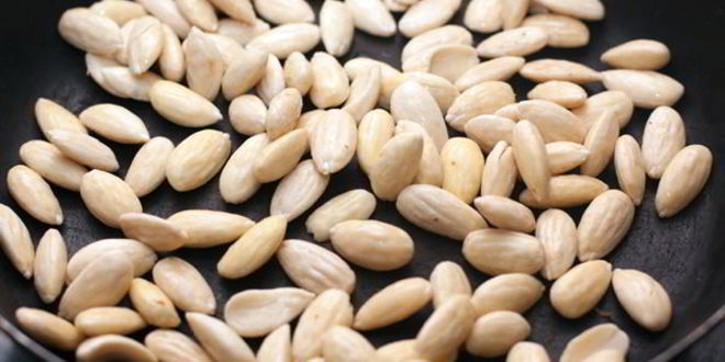 Рецепт тарт с малиной и розмариновым кремом