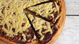 Рецепт Тарт с вишней и грецкими орехами