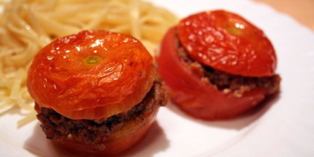 Как приготовить томаты, фаршированные мясом