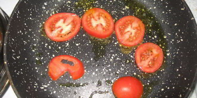 Рецепт тортилья с печеными баклажанами и грецкими орехами