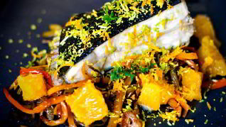 Рецепт Тюрбо, запеченная в духовке, с перцами и апельсинами