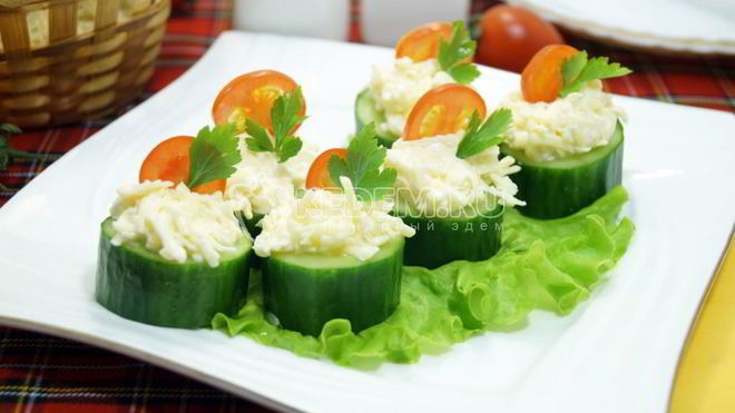 Рецепт Закуска из огурцов Праздничная
