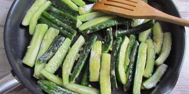 Рецепт закуска из жареных огурцов по-корейски