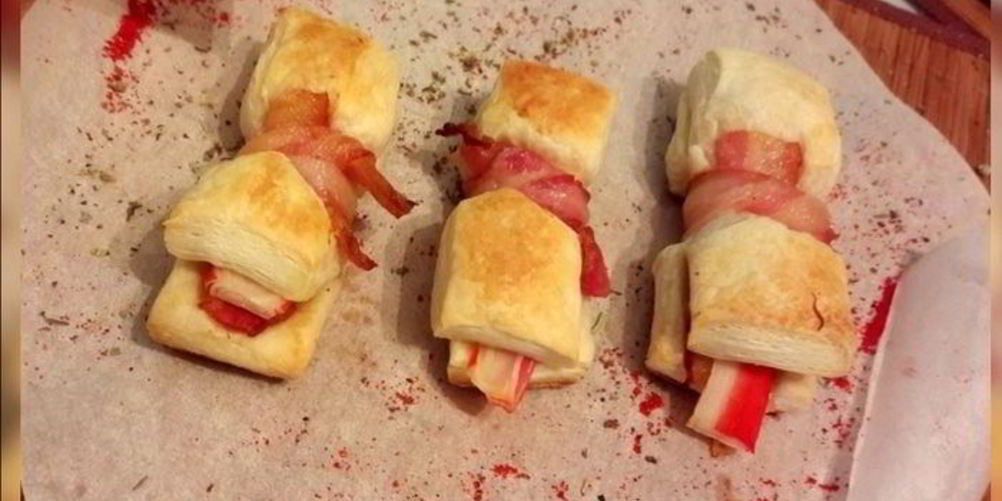 Рецепт сосиски с сыром в слоеном дрожжевом тесте