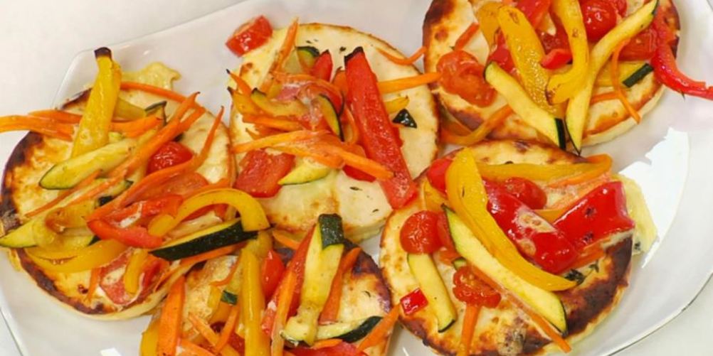 Как приготовить запеченный адыгейский сыр с овощами